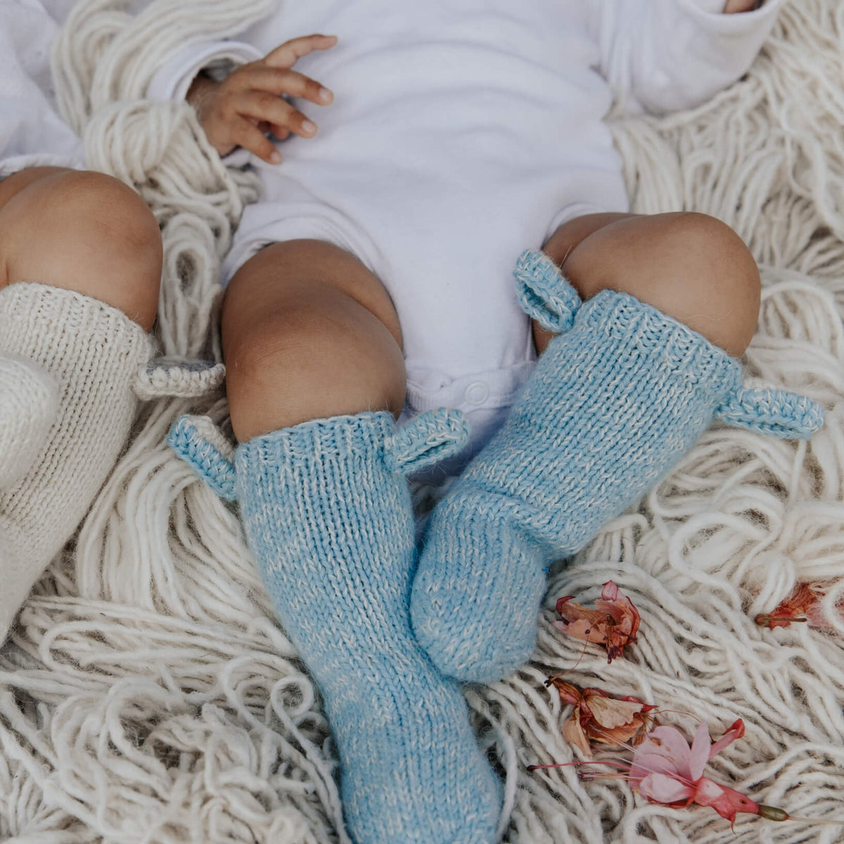 Muku Llama Knit Baby Alpaca Leg Warmers - Awamaki Peru