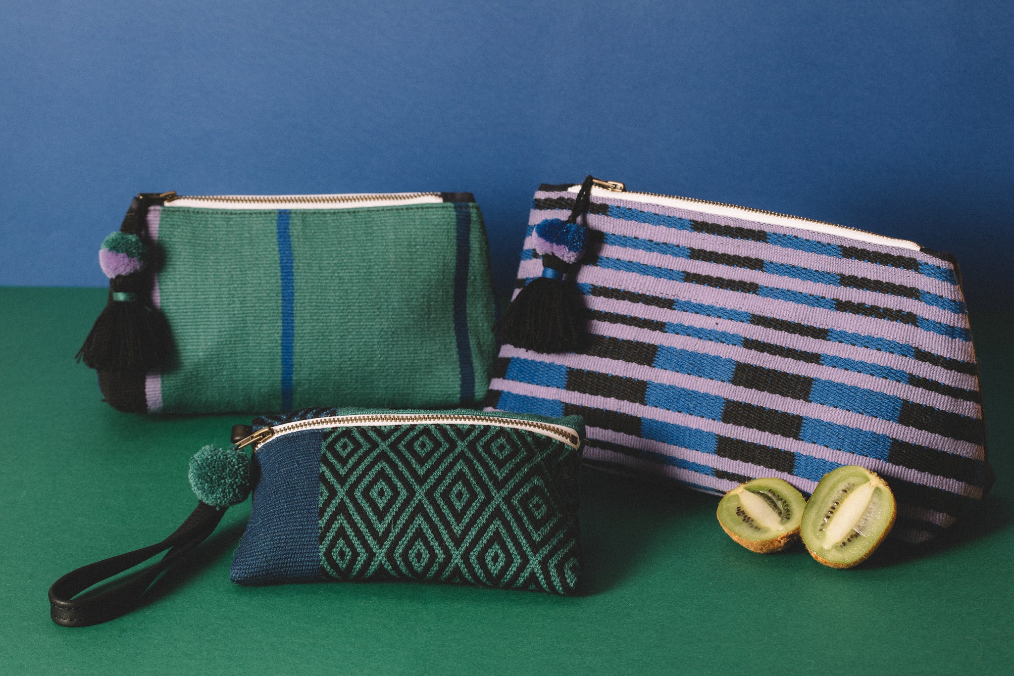 Nawi Color Inti Handwoven Nawi Wristlet - Awamaki Peru